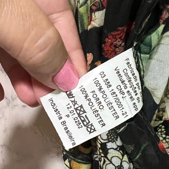 Pitanga Floral Romper Size P - Picture 4 of 5